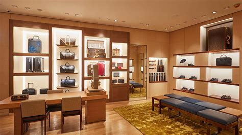 louis vuitton shopping experience